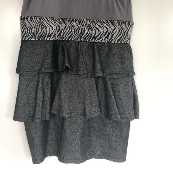 Gray Sleeveless Banded Ruffled Mini Dress Size L - Picture 5 of 6